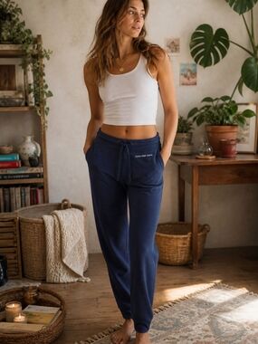 4/$15 Calvin Klein Jeans Women's Navy Drawstring Sweatpants